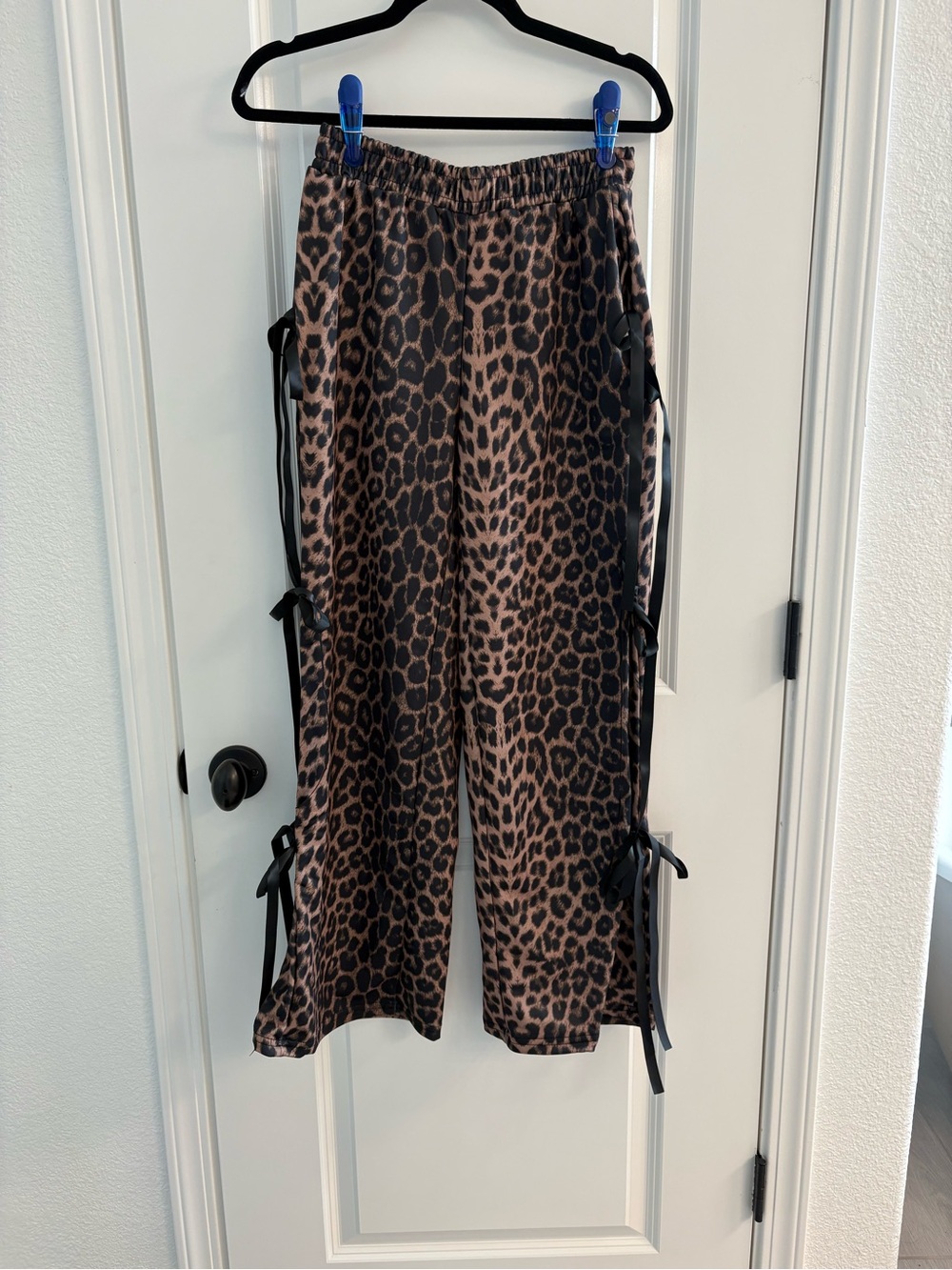 SHEIN Brown Leopard Print Wide-Leg Pants with Side Ribbon Ties